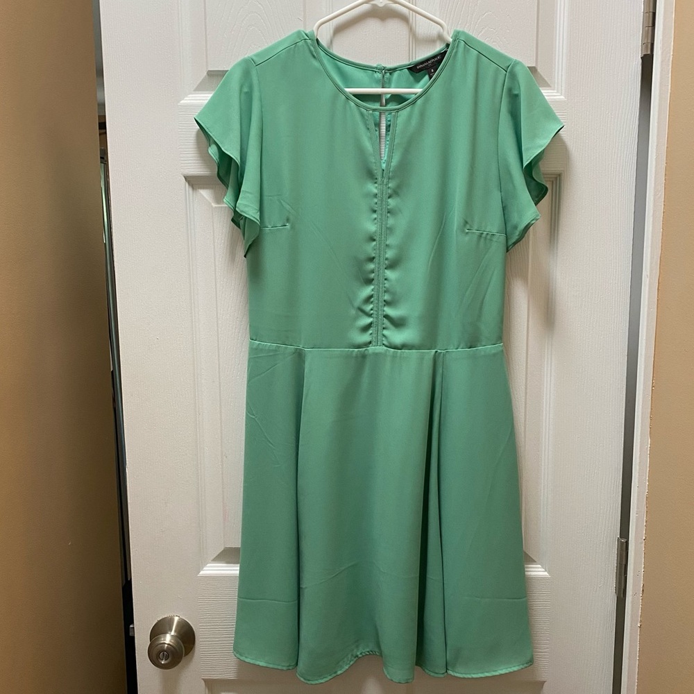 Green dress perfect for spring